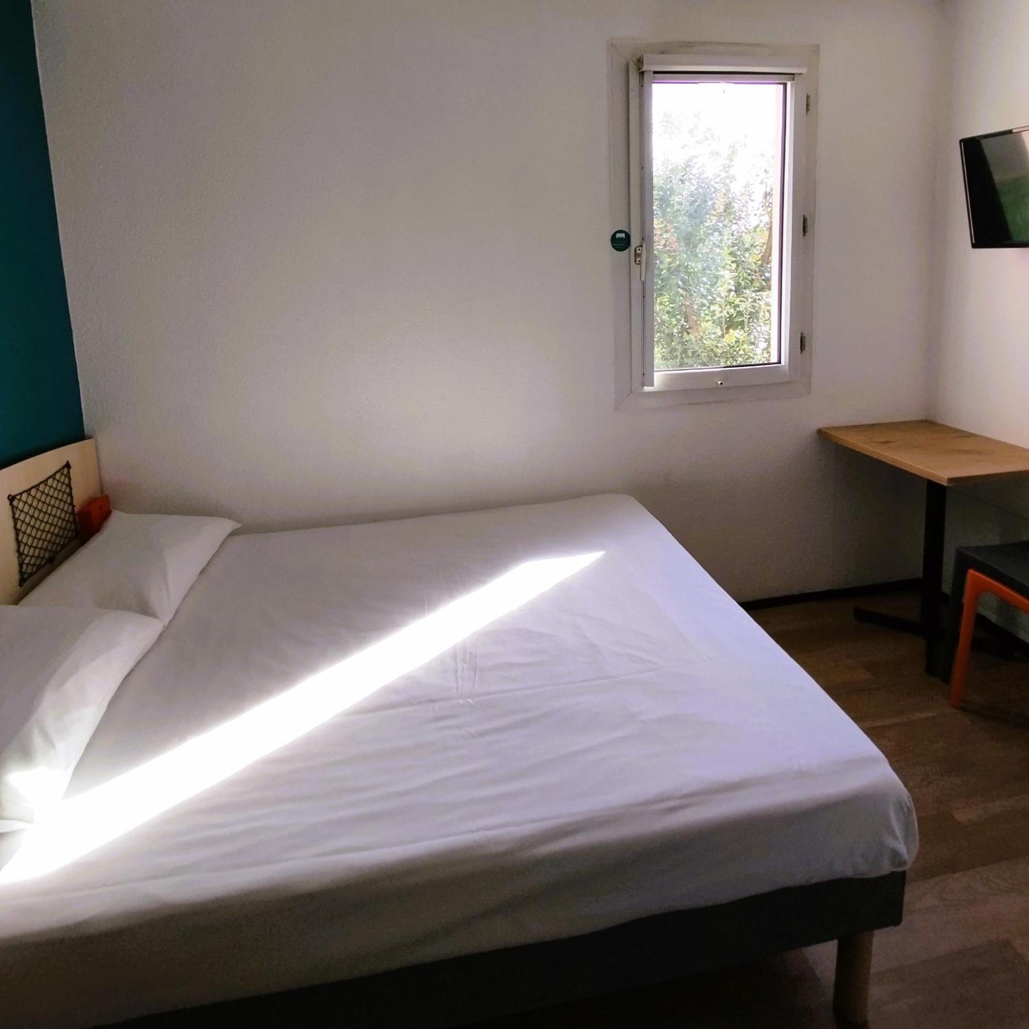 Hotelf1 Lyon Bourgoin-jallieu Hotel L'Isle-d'Abeau