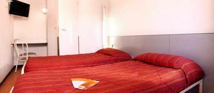 Hotelf1 Lyon Bourgoin-jallieu Hotel L'Isle-d'Abeau